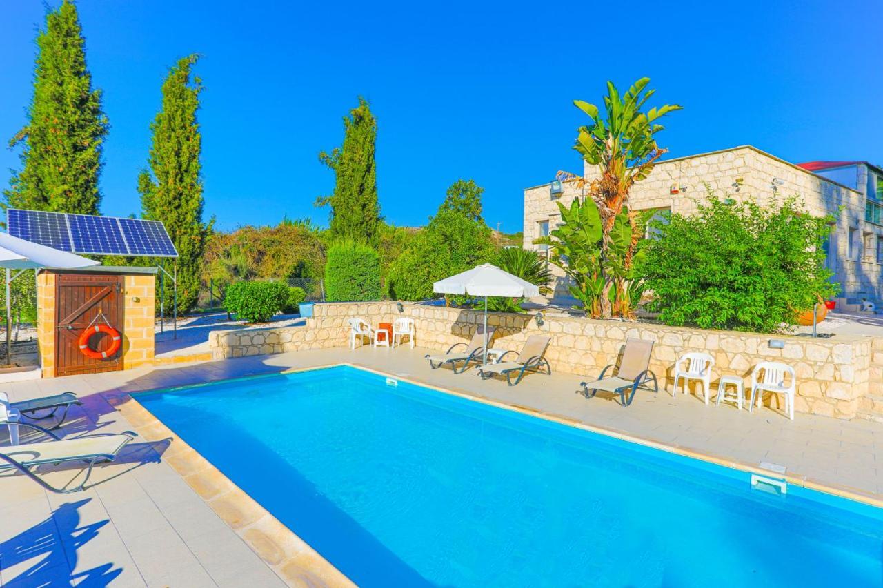 Villa Georgios Rafaela Polis ภายนอก รูปภาพ