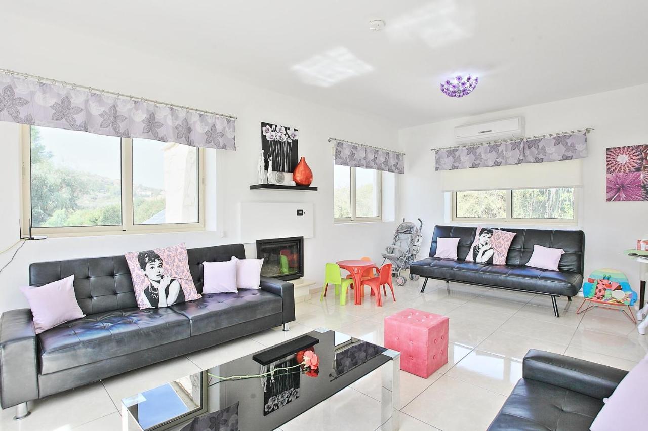 Villa Georgios Rafaela Polis ภายนอก รูปภาพ